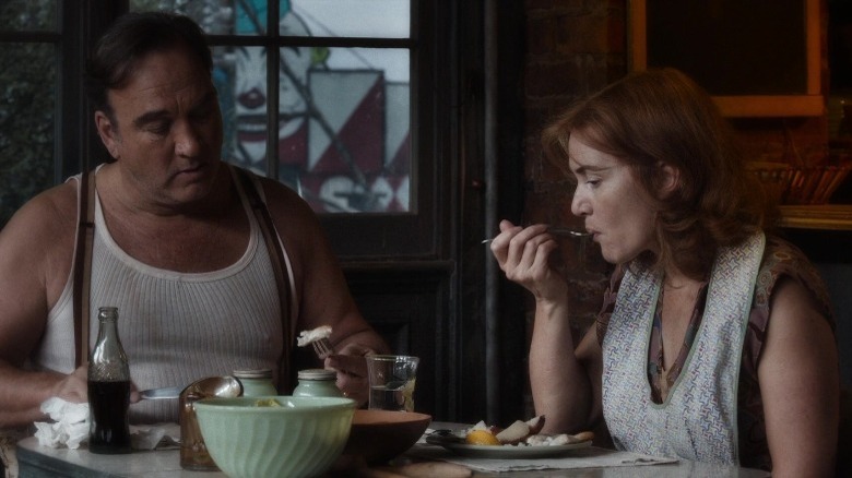 Jim Belushi and Kate Winslet in Wonder Wheel