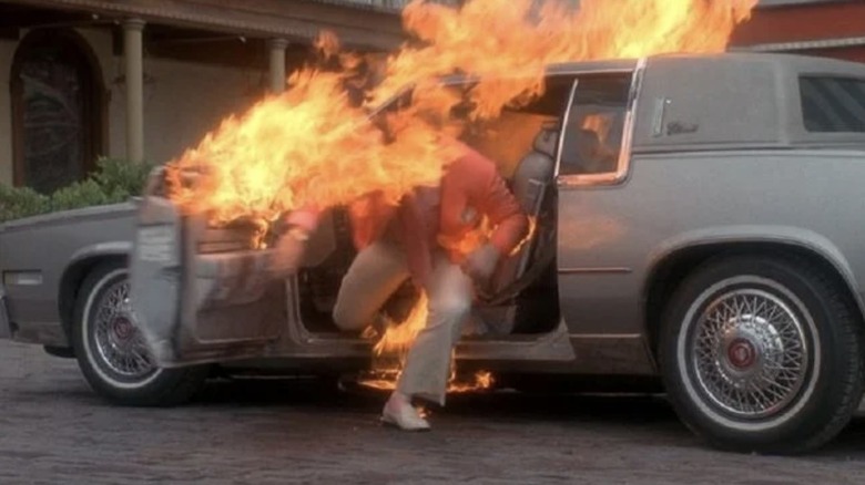 Rothstein escaping the car bomb