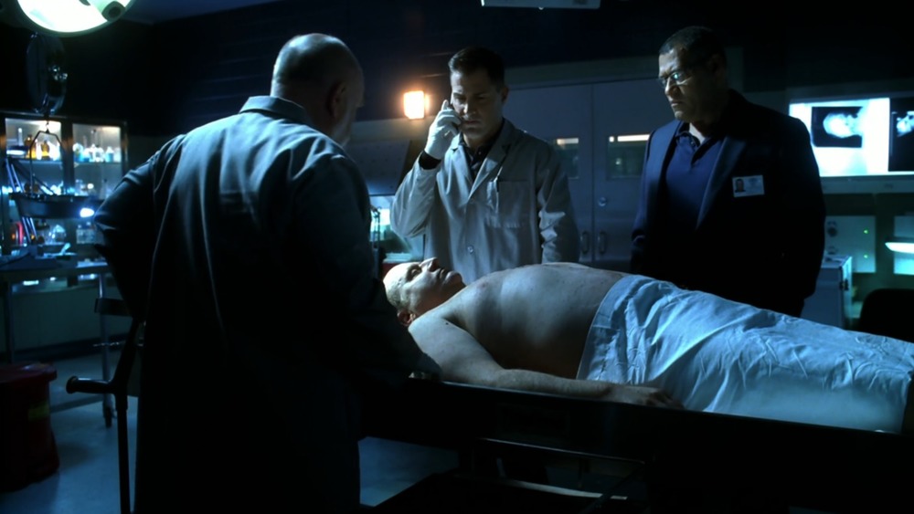 CSI team in morgue