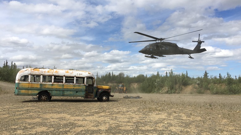 Preparations for Bus 142 being airlifted 