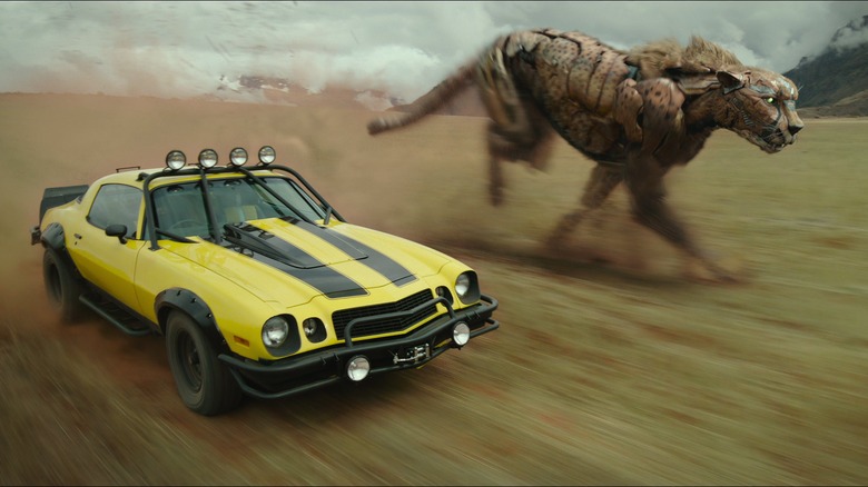 Bumblebee racing Cheetor