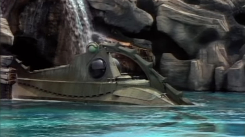 Ride vehicle for 20,000 Leagues Under the Sea