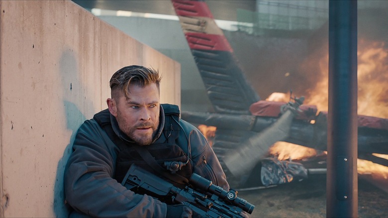 Chris Hemsworth in action scene