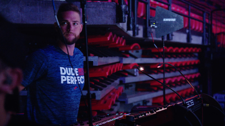 Cody Jones on the Dude Perfect tour 