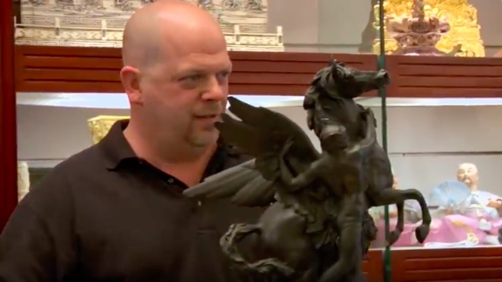 Bronze pegasus sculpture on Pawn Stars 