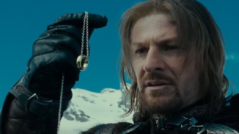 Boromir gazing at the ring