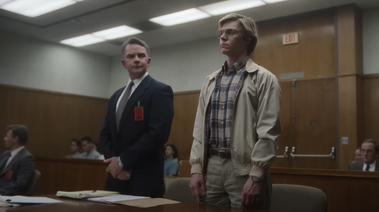 Evan Peters in court room