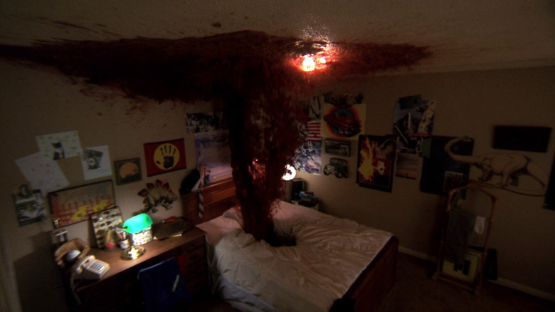 Bed blood geyser