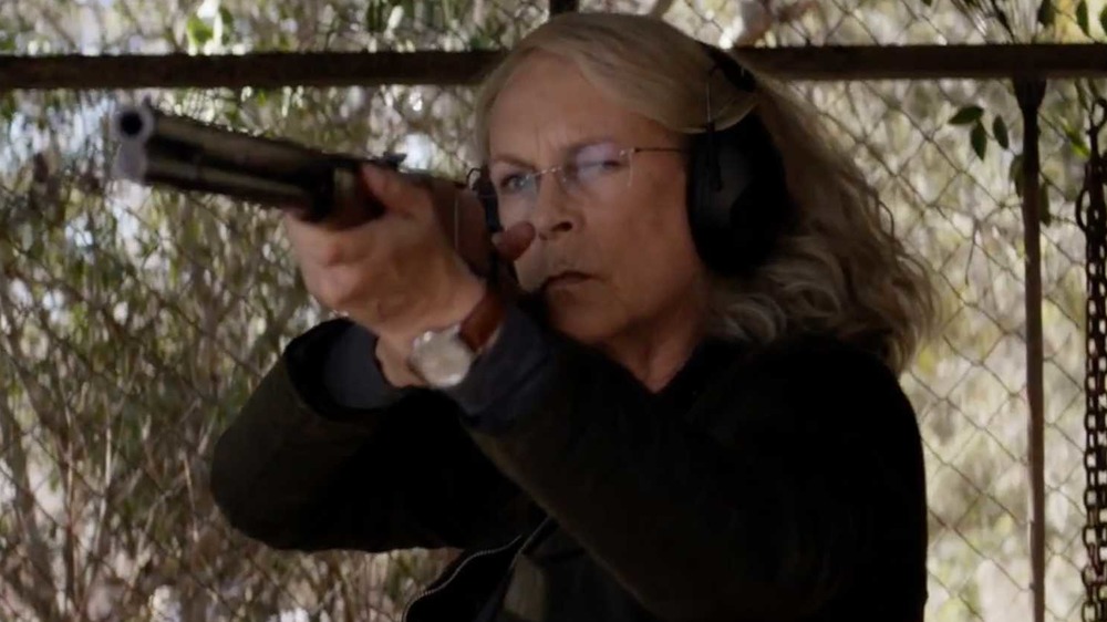 Laurie Strode firing gun