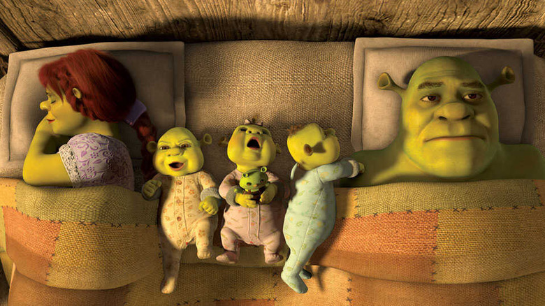 Shrek and family in bed