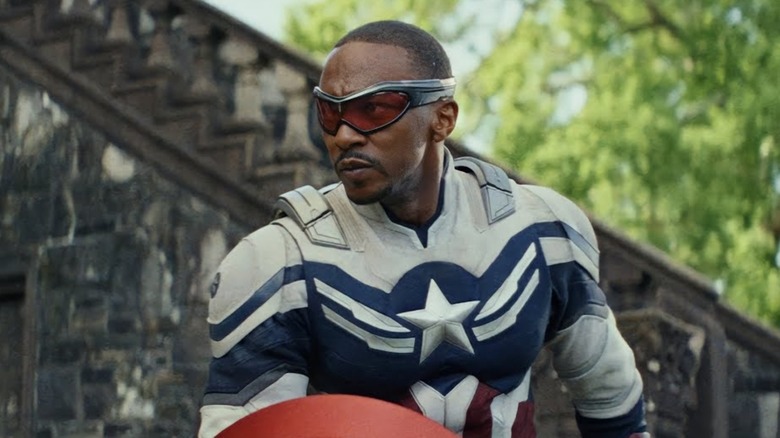 Captain America (Sam Wilson) holding his shield