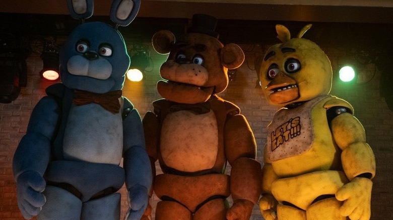 Bonnie, Freddy Fazzbear, Chica looking confused