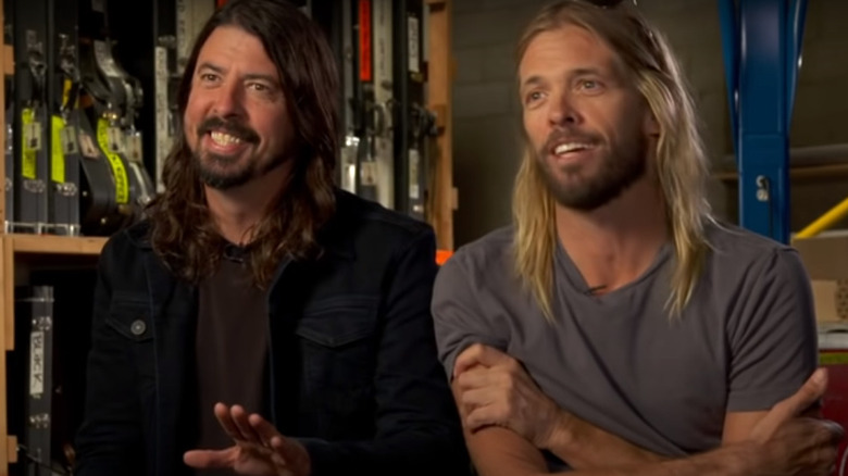 Dave Grohl and Taylor Hawkins smiling