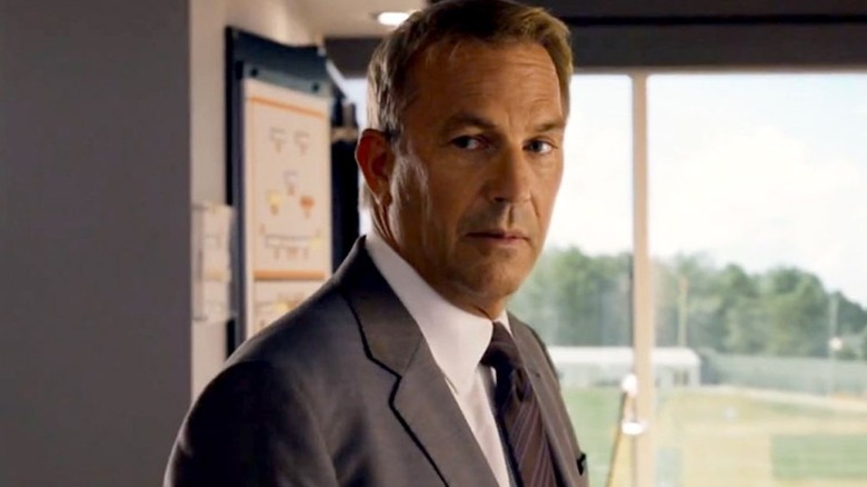 Kevin Costner schemes in Draft Day