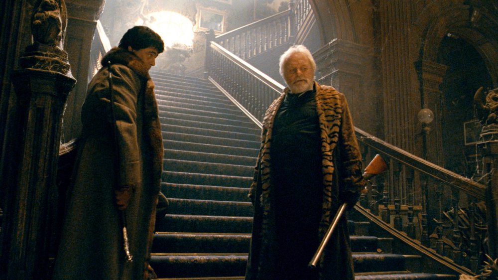 Anthony Hopkins and Benicio del Toro in The Wolfman