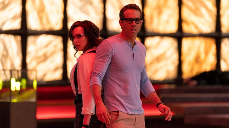 Jodie Comer and Ryan Reynolds in Free Guy