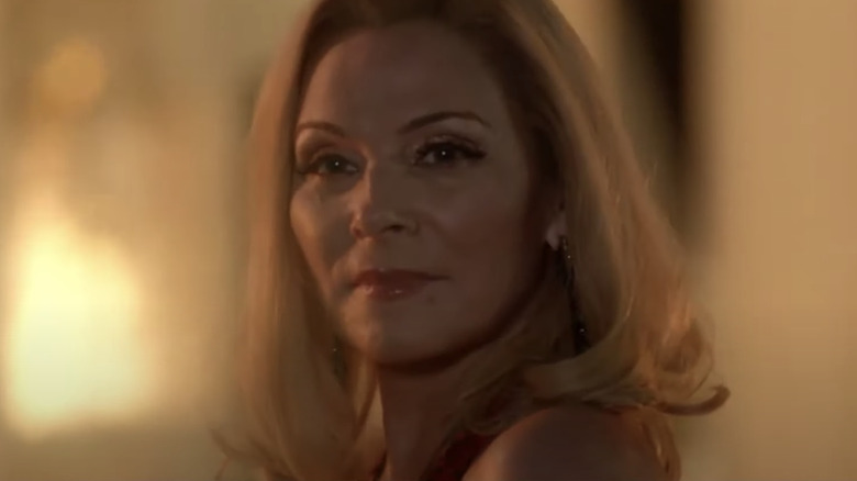 Kim Cattrall grinning