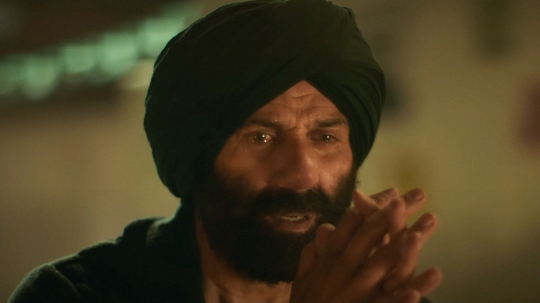 Tara Singh Crying While Praying