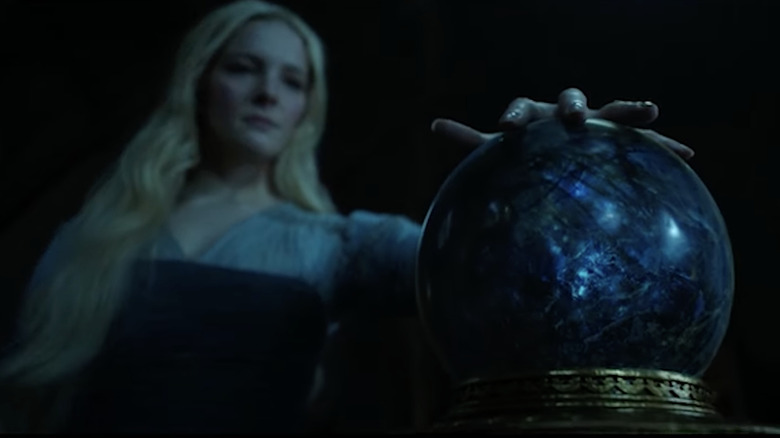 Galadriel touches the palantir