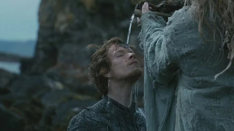 Theon Greyjoy water ceremony