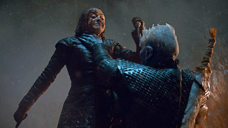 Arya attacks the Night King