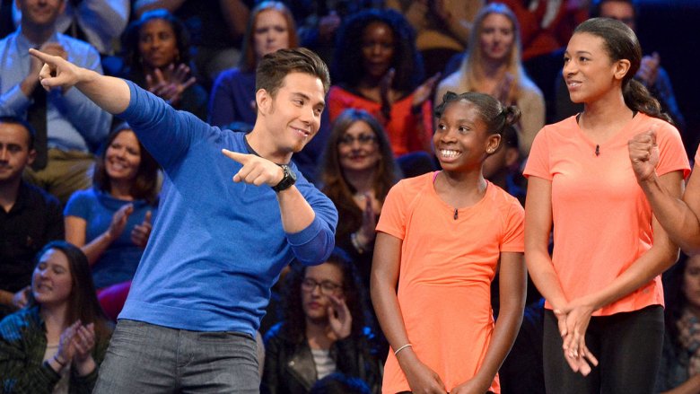 Apolo Anton Ohno in Minute to Win It