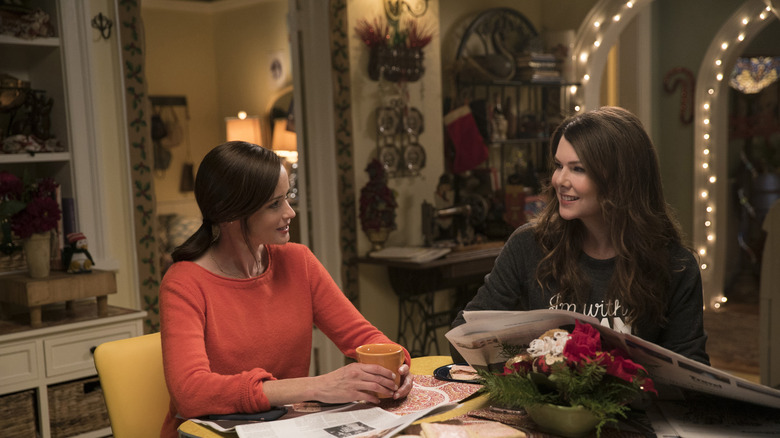 Lorelai and Rory dinner table