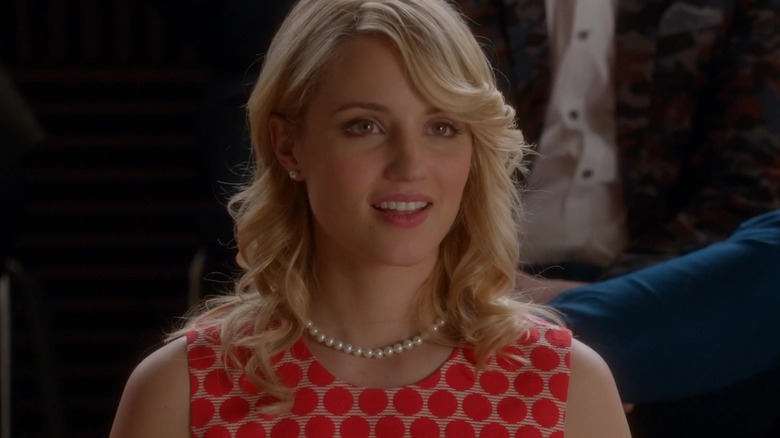 Quinn Fabray wearing pearl necklace