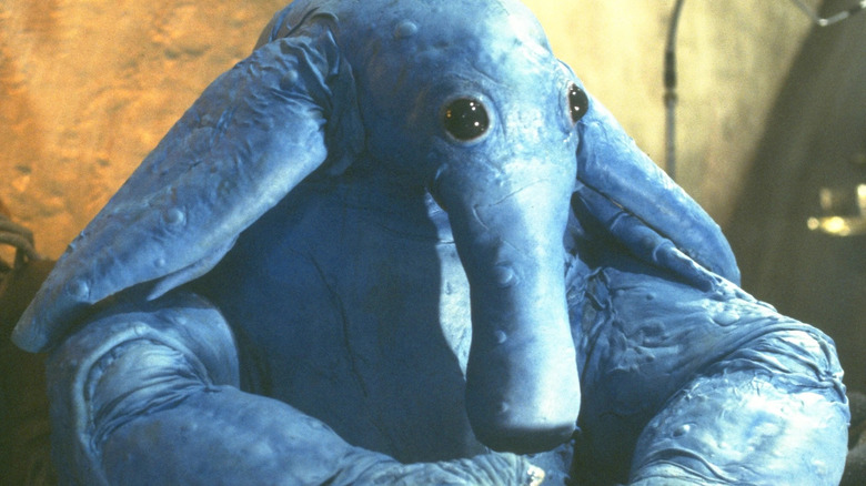 Max Rebo plays the keyboard