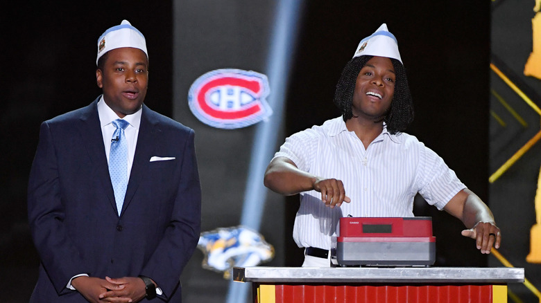 Kenan Thompson and Kel Mitchell in Good Burger outfits