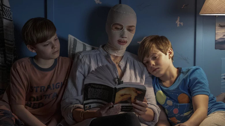 Naomi Watts reading to Cameron and Nicholas Crovetti Goodnight Mommy