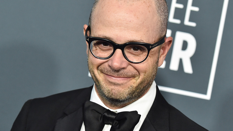 Damon Lindelof smiling