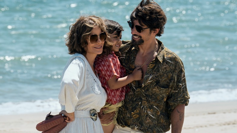 Griselda, Michael Corleone, and Dario on a beach