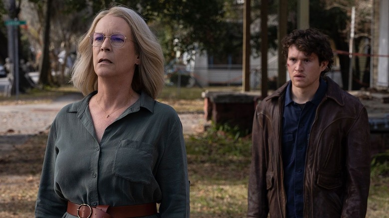 Laurie Strode and Corey standing outside