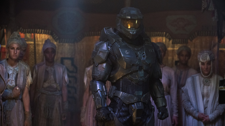 Master Chief standing tense