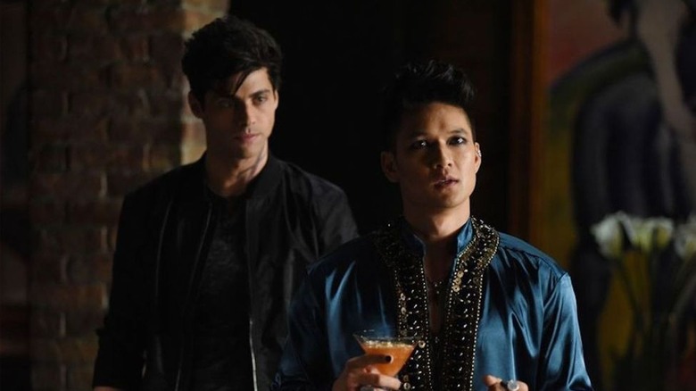 Magnus and Alec looking surprised