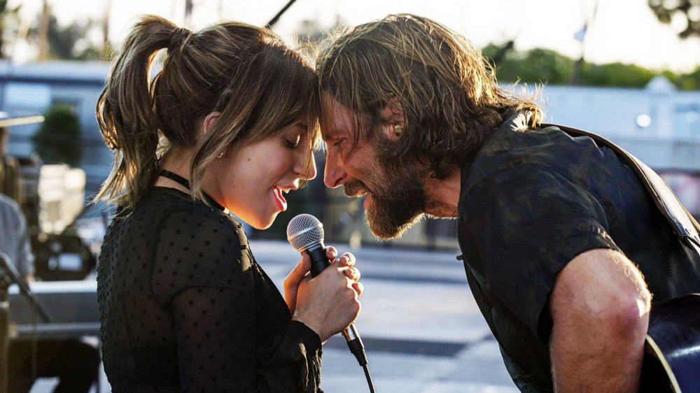 Lady Gaga and Bradley Cooper in A Star is Born