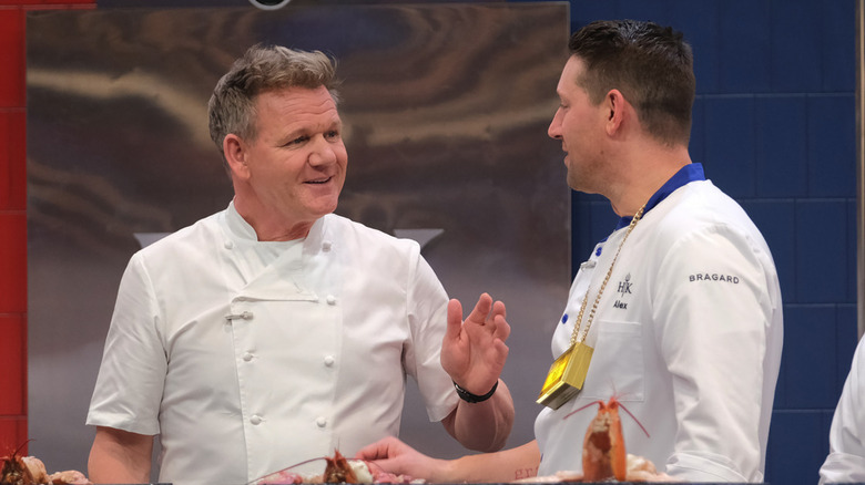 Alex Belew talking with Gordon Ramsey