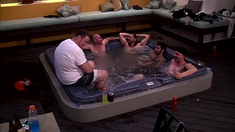 Hell's Kitchen players in a hot tub