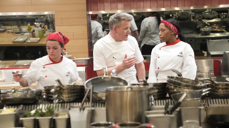 Gordon Ramsey talking to contestant