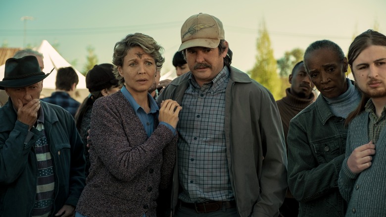 Kristin Lehman and Henry Thomas in Mike Flanagan's latest series "Midnight Mass"