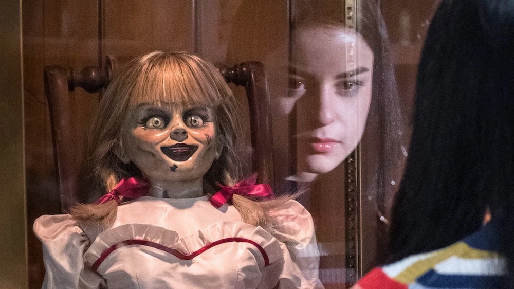 Annabelle creeping out a kid