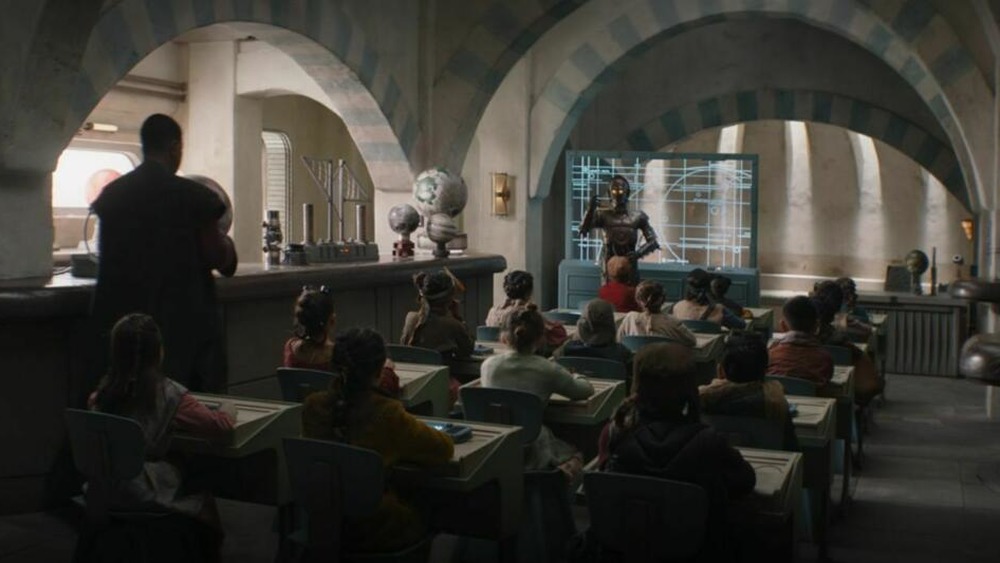 The protocol droid's classroom on The Mandalorian