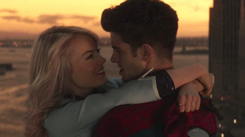 Gwen Stacy and Peter Parker embracing