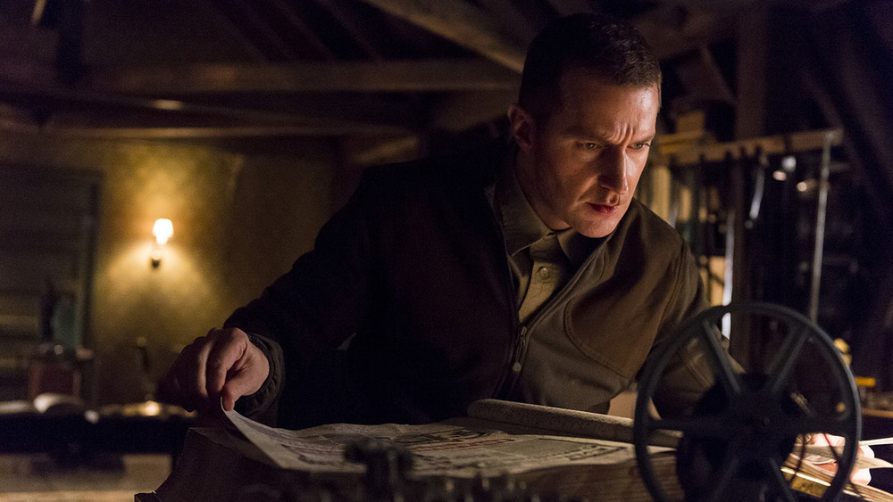 Francis Dolarhyde printing newspapers