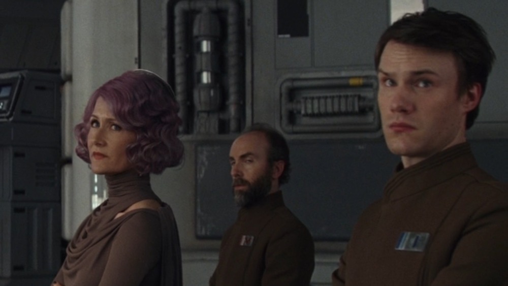 Admiral Holdo and first officer