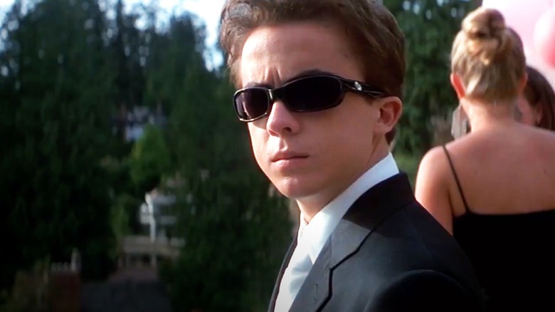 Cody Banks in sunglasses