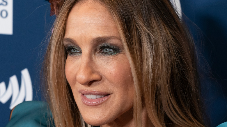 Sarah Jessica Parker looking off camera