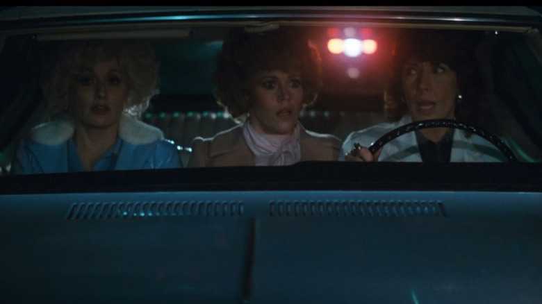 Dolly Parton, Jane Fonda, and Lily Tomblin riding in car in 9 To 5