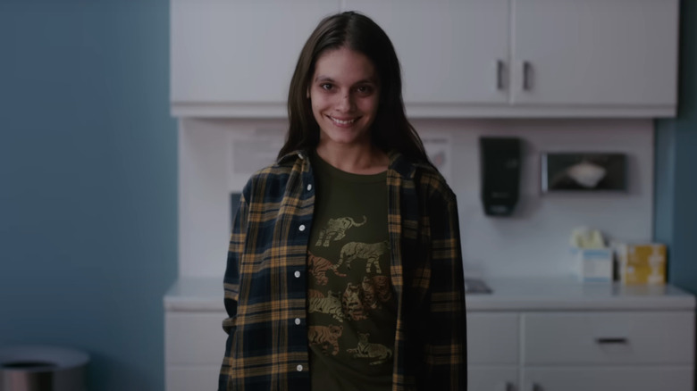 A smiling patient terrifies a doctor in the trailer for Smile